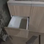MÓVEIS PLANEJADOS DE COZINHA NOVOS, AOS QUAIS ENCONTRAM-SE DESMONTADOS, 100% (CEM POR CENTO) MDF 18MM, CORPO EM MDF BRANCO E EXTERNO EM AMADEIRADO, MEDIDAS CONFORME PROJETO EM ANEXO E NA FOTO.
